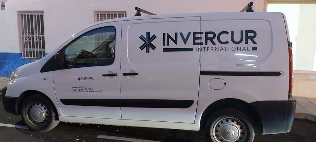 Rotulación furgoneta sencilla